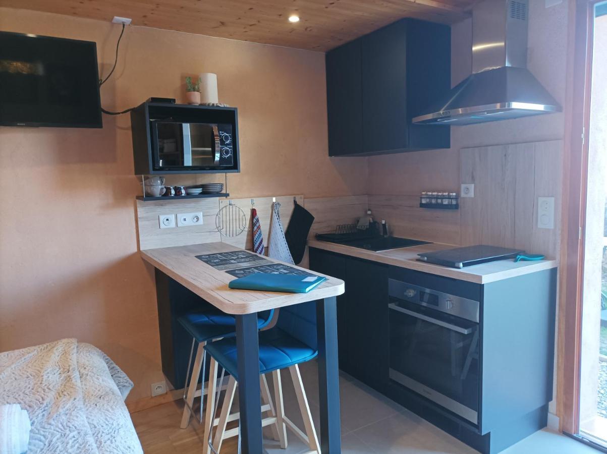 Un Petit Coin De Paradis Orpierre Extérieur photo
