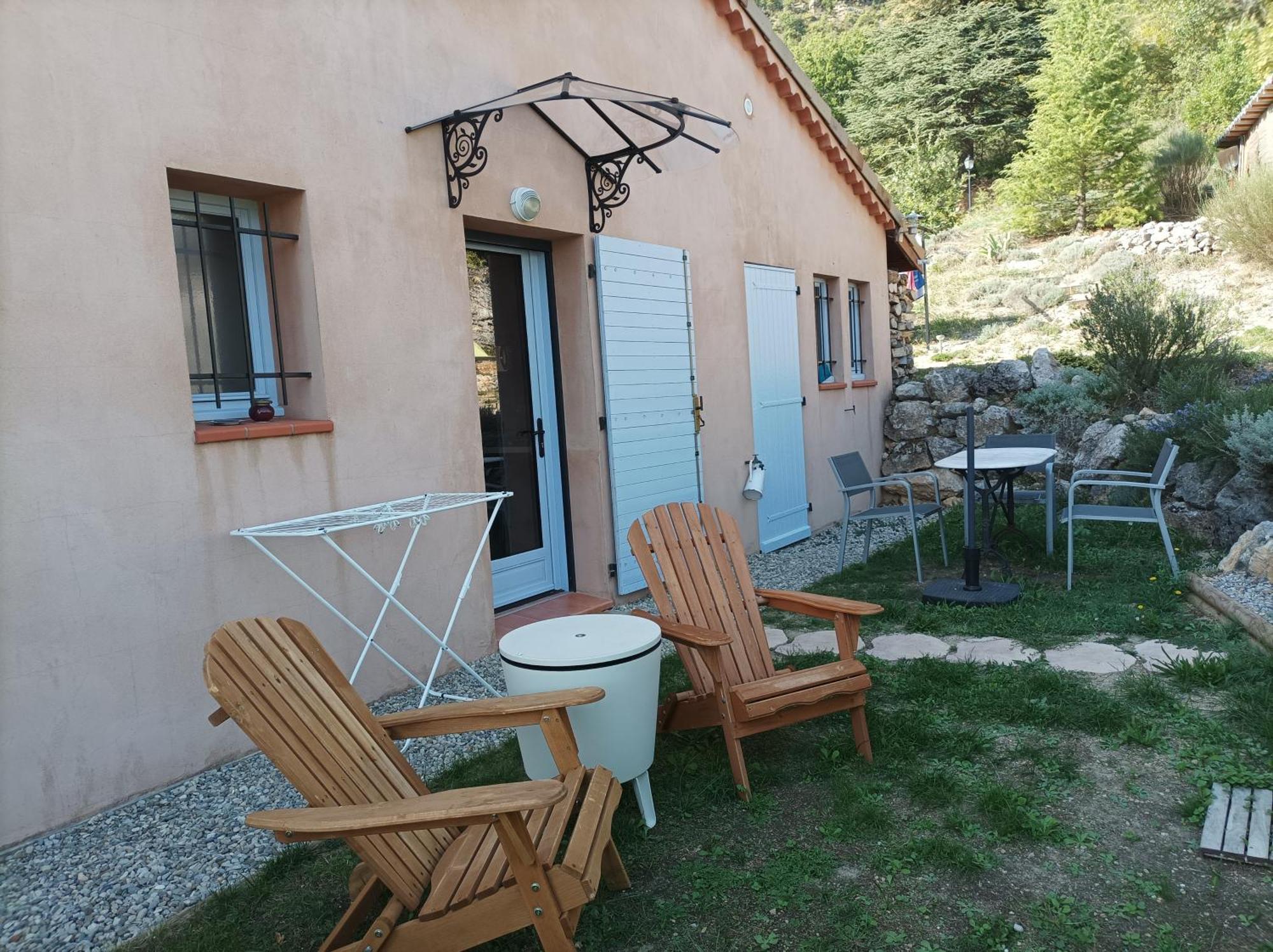 Un Petit Coin De Paradis Orpierre Extérieur photo